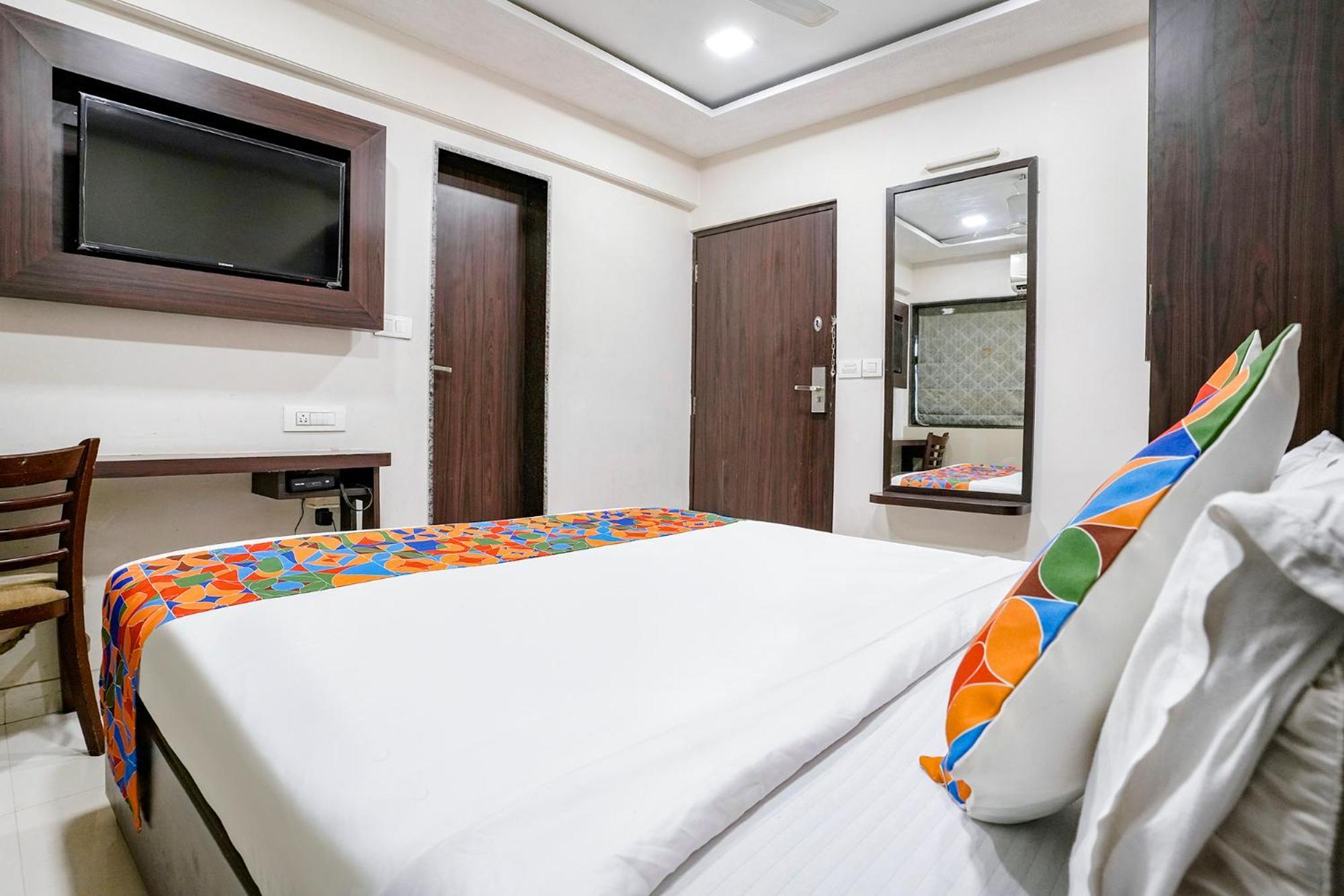 Fabhotel Kamran Residency Mumbai Luaran gambar