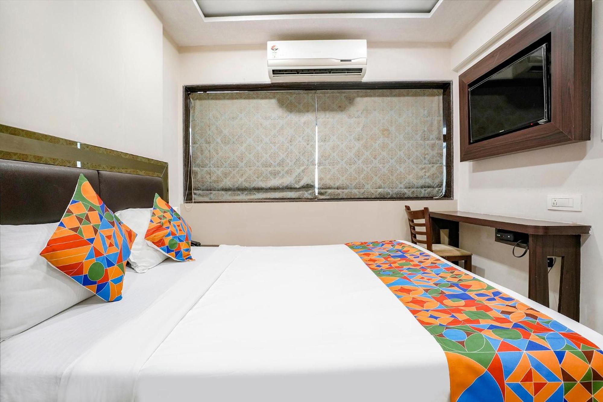 Fabhotel Kamran Residency Mumbai Luaran gambar